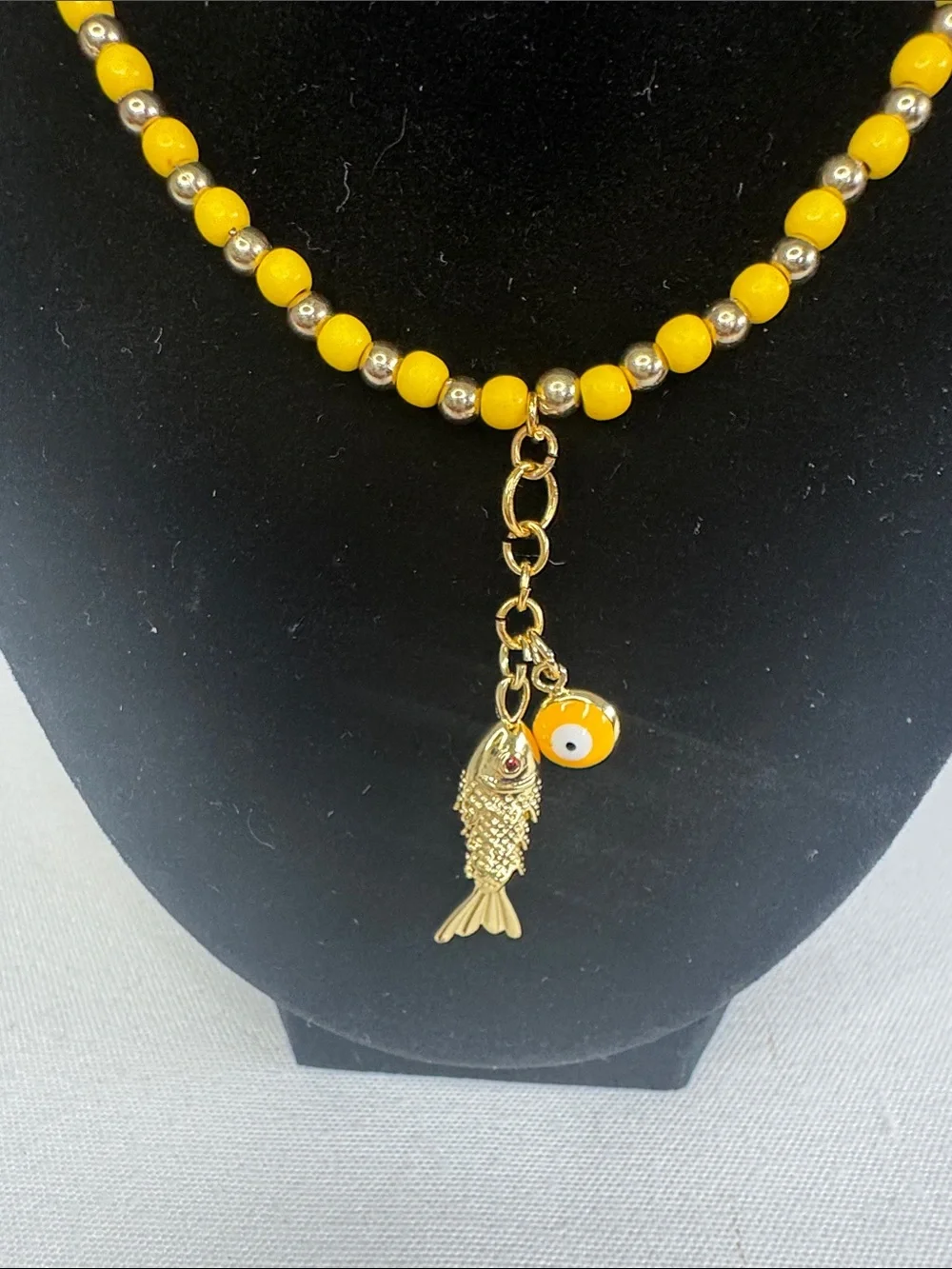 Yellow/Goldtone Beaded Fish & Evil Eye Charms Necklace - Unbranded 18”.
